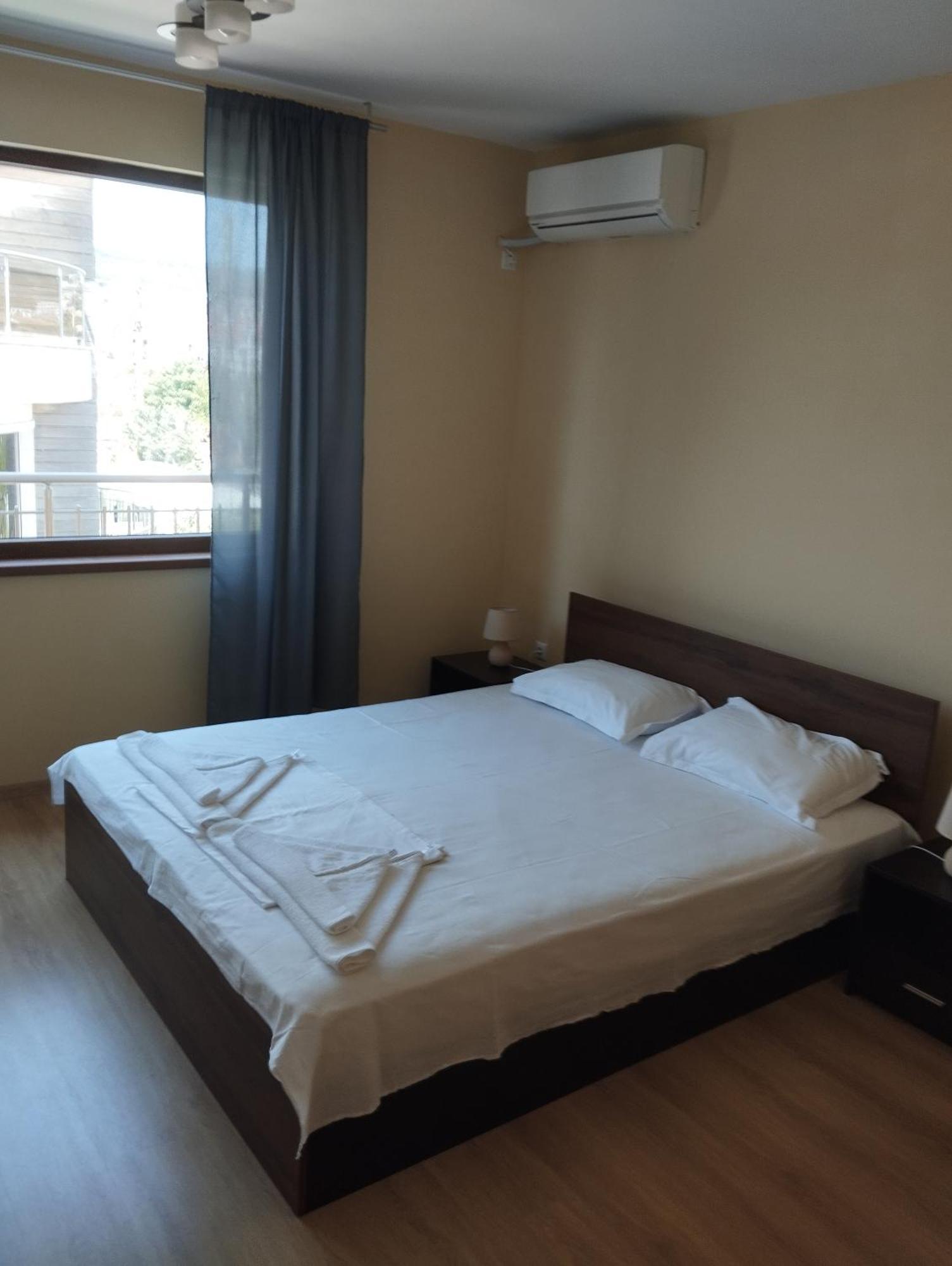 וארנה Alfa Guest Rooms With Parking מראה חיצוני תמונה