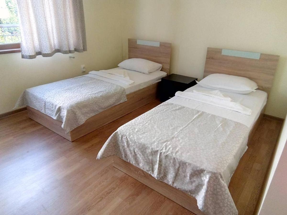 וארנה Alfa Guest Rooms With Parking מראה חיצוני תמונה