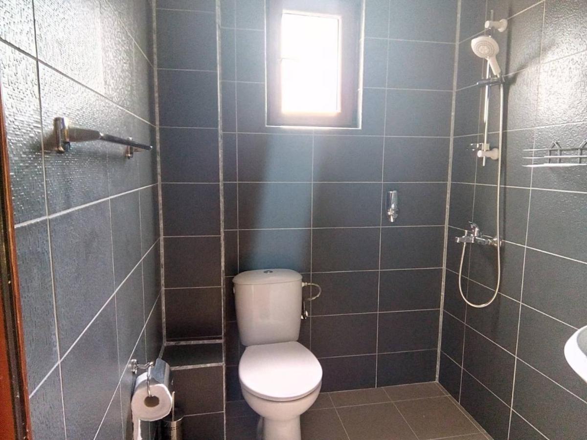 וארנה Alfa Guest Rooms With Parking מראה חיצוני תמונה