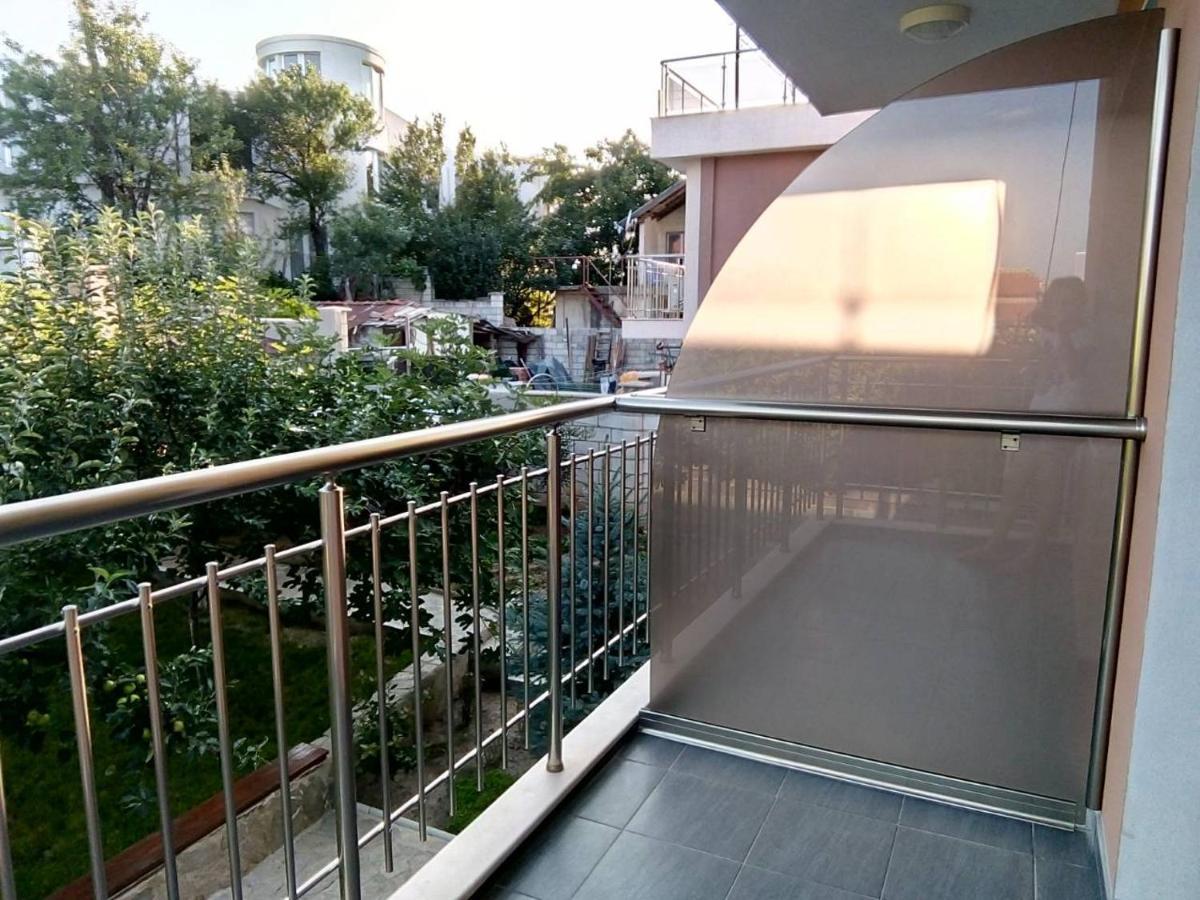 וארנה Alfa Guest Rooms With Parking מראה חיצוני תמונה