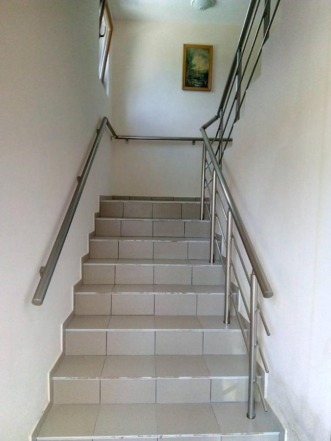 וארנה Alfa Guest Rooms With Parking מראה חיצוני תמונה