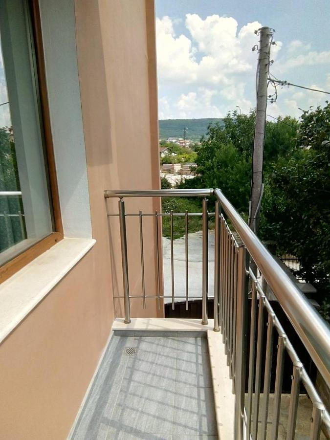 וארנה Alfa Guest Rooms With Parking מראה חיצוני תמונה
