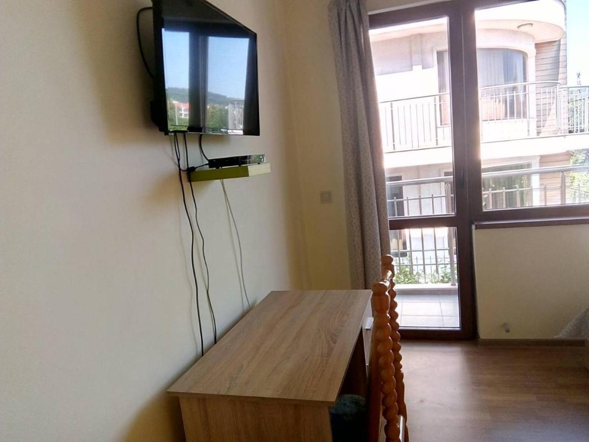 וארנה Alfa Guest Rooms With Parking מראה חיצוני תמונה