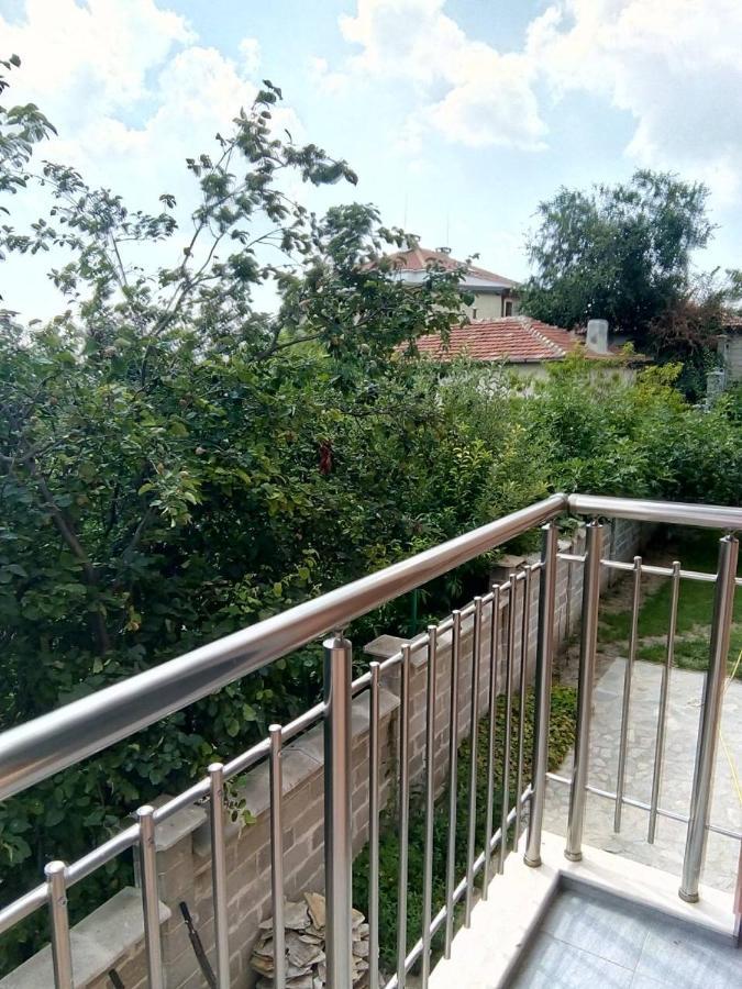 וארנה Alfa Guest Rooms With Parking מראה חיצוני תמונה